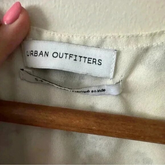 Urban outfitters roselle v neck mini dress S - Picture 6 of 7